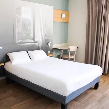 酒店 Valence Tgv Romans 阿利仙