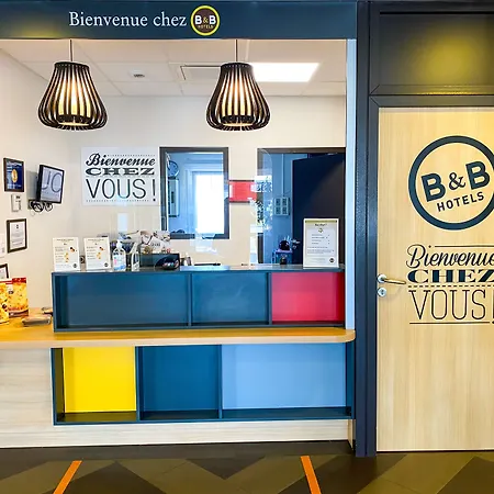 Valence Tgv Romans 酒店 2*