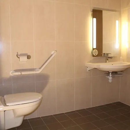 Hotel Valence Tgv Romans 2*